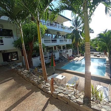 Jalyn'S Resort Sabang Puerto Galera Esterno foto