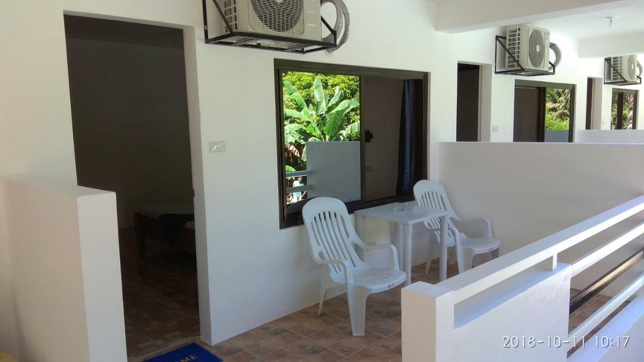 Jalyn'S Resort Sabang Puerto Galera Esterno foto